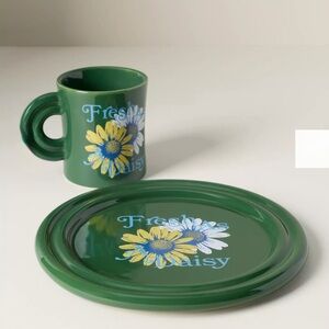 Anthropologies Arian daisy mug and dessert plate